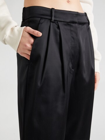 Abercrombie & Fitch Wide leg Παντελόνι πλισέ σε μαύρο