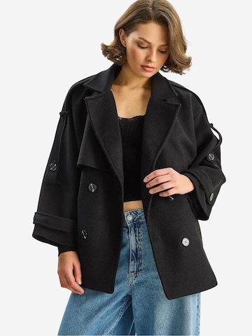 Bianco Lucci Between-Seasons Coat in Black