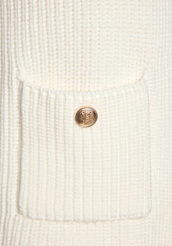 LASCANA Vest in White