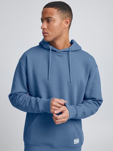 !Solid Sweatshirt ' LENZ ' in Blue: front