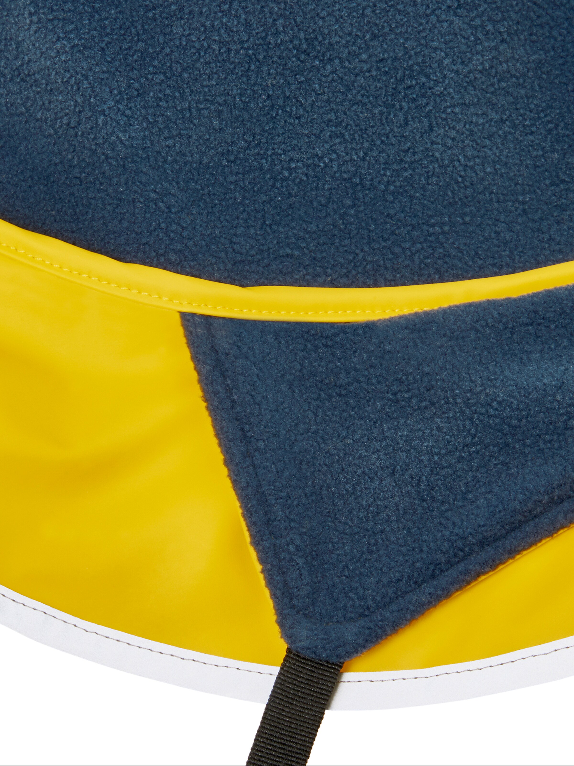 PLAYSHOES Hut in Gelb