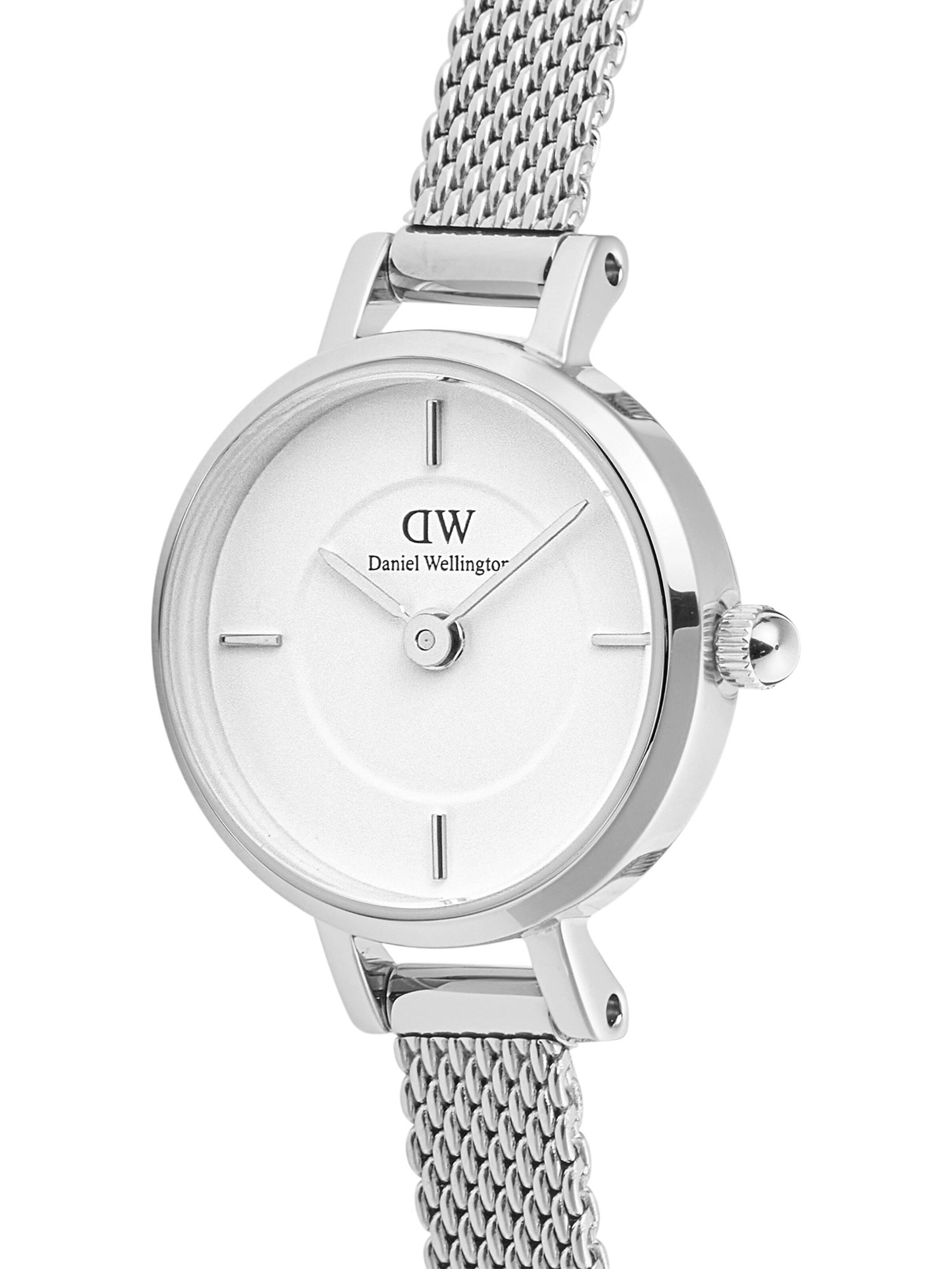 Daniel Wellington Analog Watch in Silver