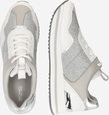 Baskets basses 'RAINA' MICHAEL Michael Kors en gris