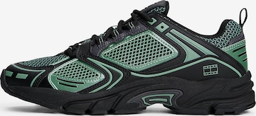 Tommy Jeans Sneakers 'Archive Runner' in Green: front