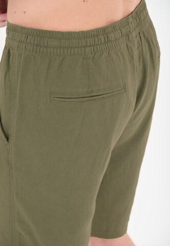 Cruz Regular Sports trousers 'Micky' in Green