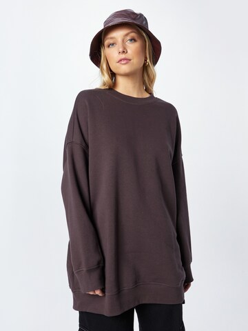 Sweat-shirt Monki en marron : devant