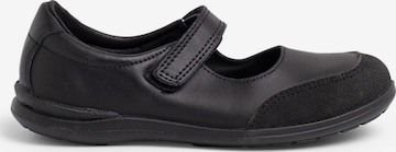 Chaussure basse Pisamonas en noir : devant