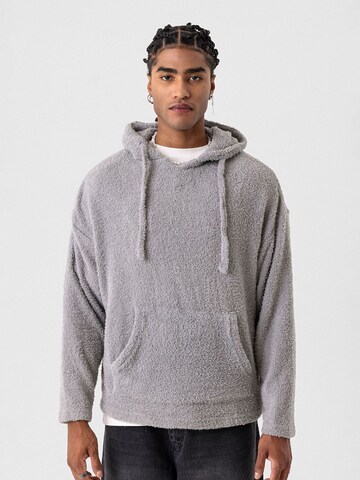Dandalo Sweater 'Henrique' in Grey: front