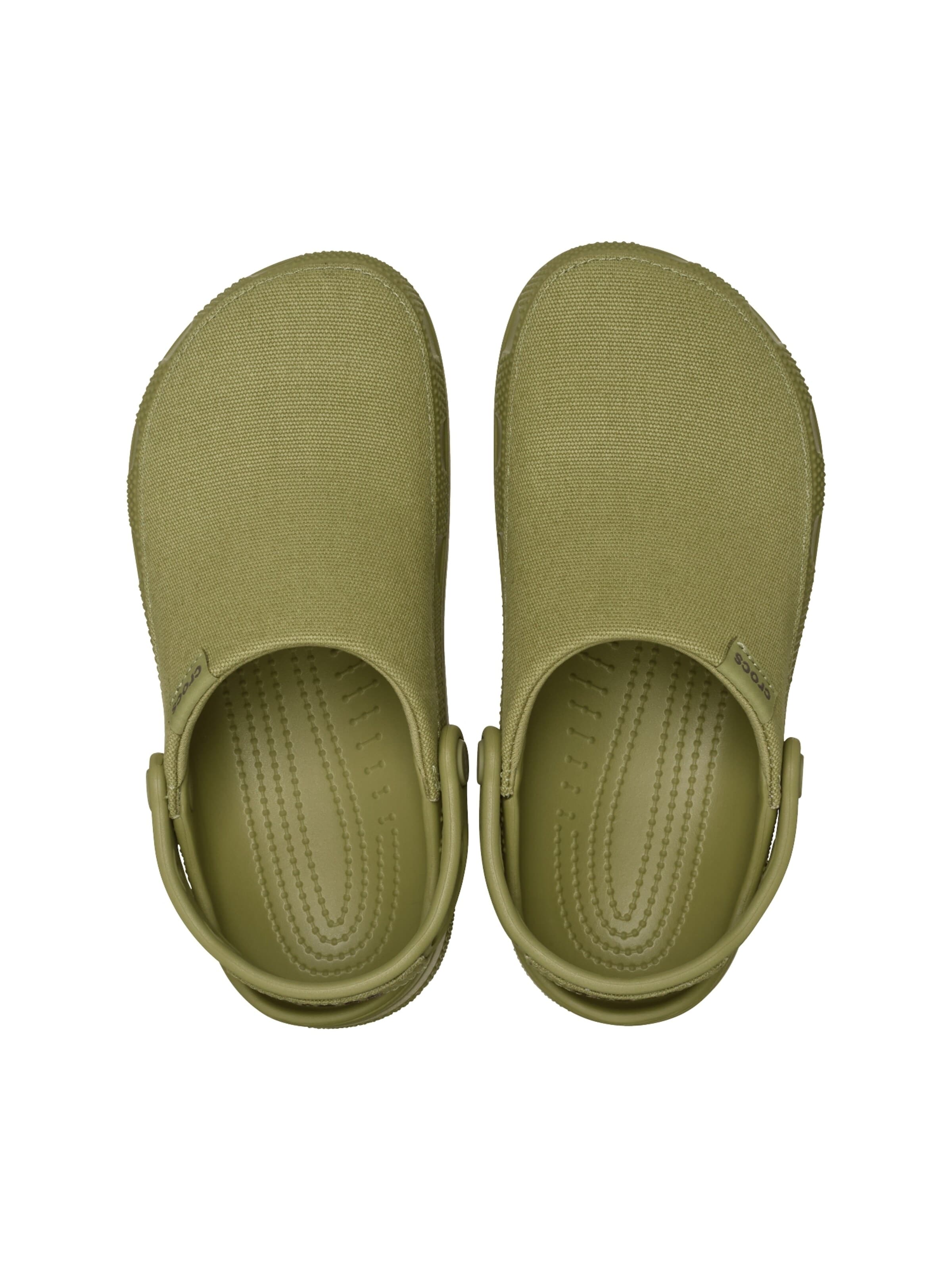 Crocs Chodaki 'Crafted Clog – flacher Clog zum Hineinschlüpfen' w kolorze zielony