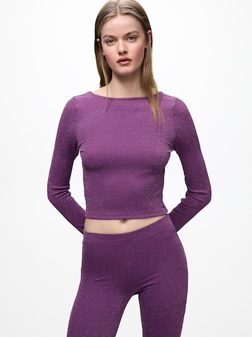Pull&Bear Shirt in Purple: front