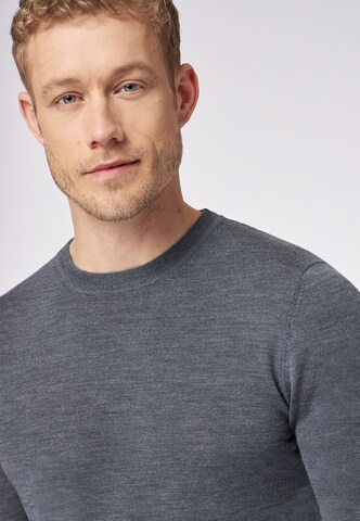 ROY ROBSON Sweater in Grey