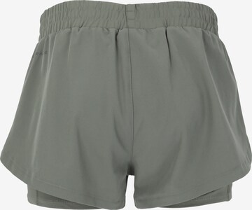 ENDURANCE Regular Sportshorts 'Yarol' in Grün