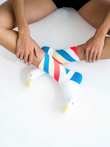 INCYLENCE Sportsocken 'LOOPS' in Weiß