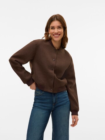 Veste mi-saison 'CHLOE' VERO MODA en marron : devant