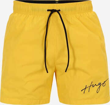 HUGO Plavecké šortky 'PAOL' – žlutá: přední strana