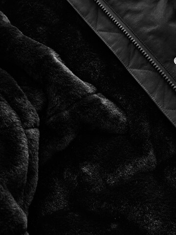 Next - Abrigo en negro
