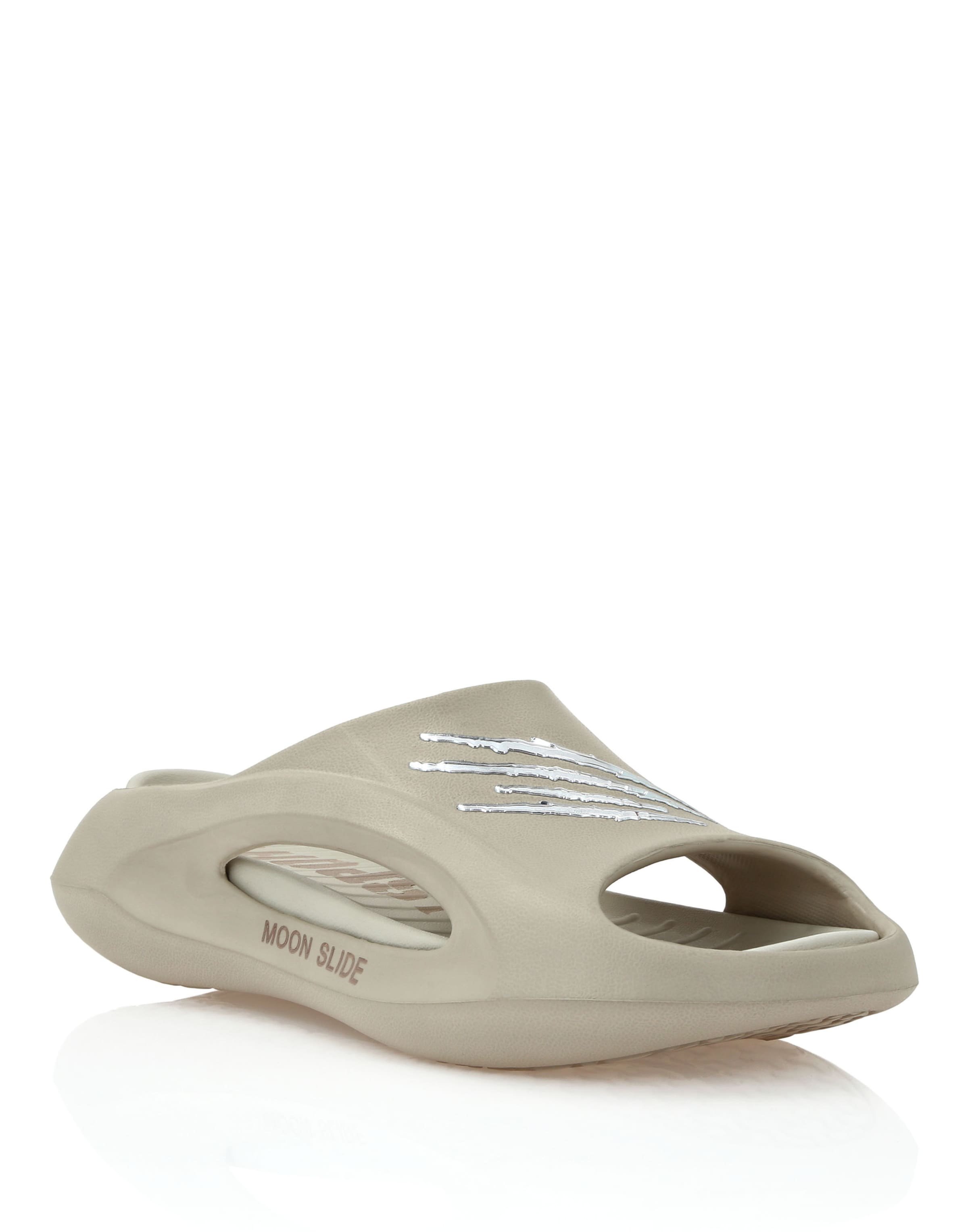 Plein Sport - Sapato aberto em bege: frente