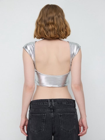 T-shirt No Matter What en argent