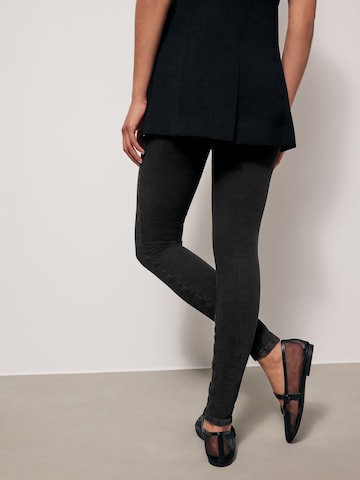 Next Skinny Jeans in Schwarz