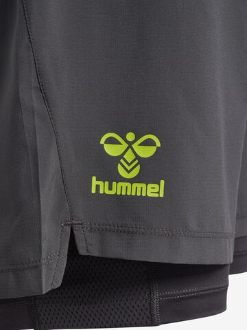 Hummel Regular Sportbroek 'Sprint' in Grijs