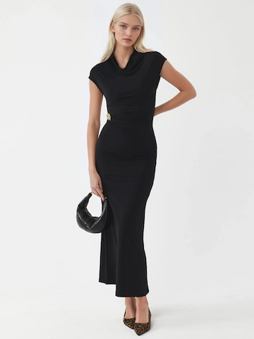 Busem Evening Dress in Black
