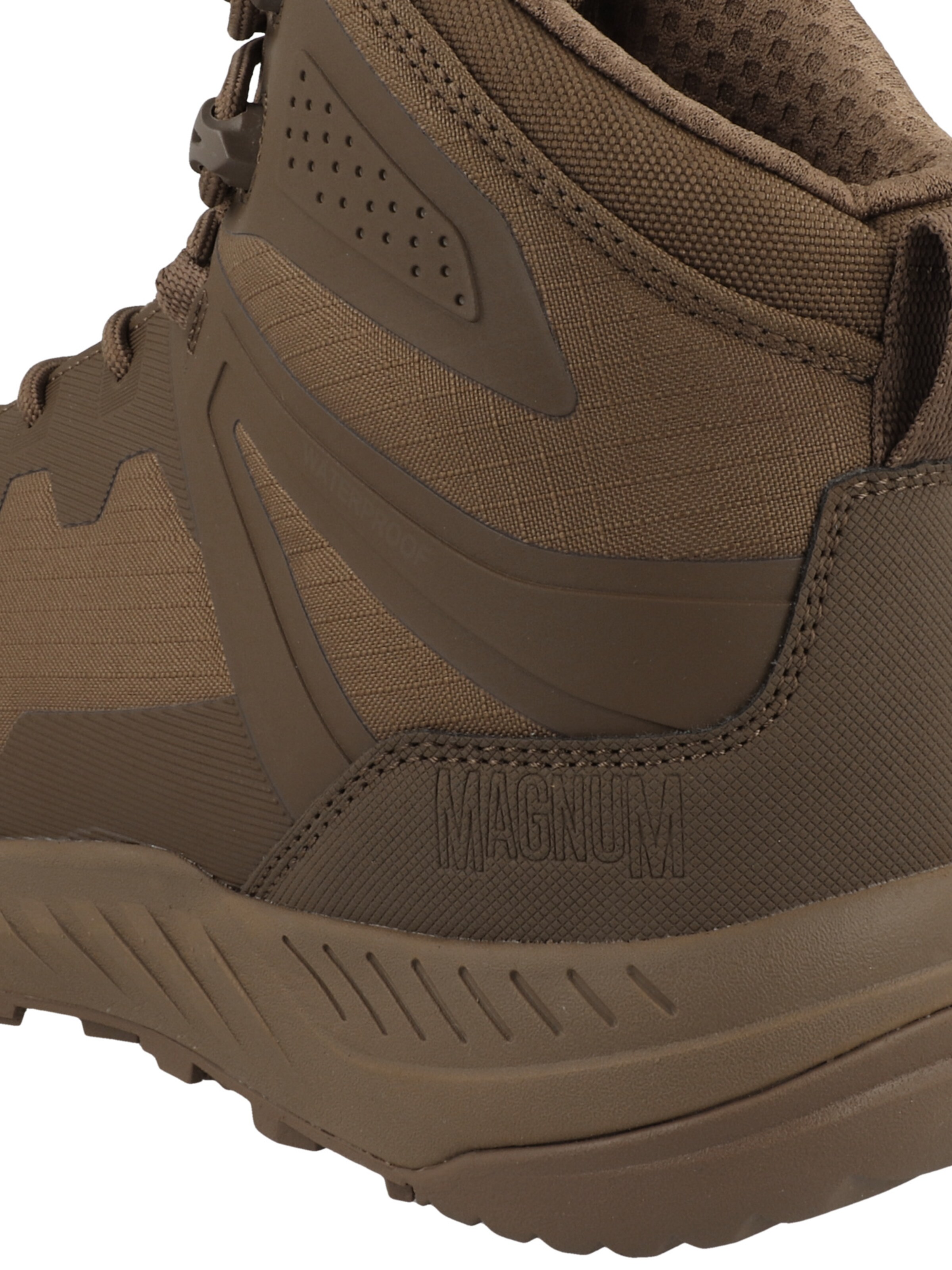 MAGNUM Lace-up boots 'Ultima 6.0' in Brown