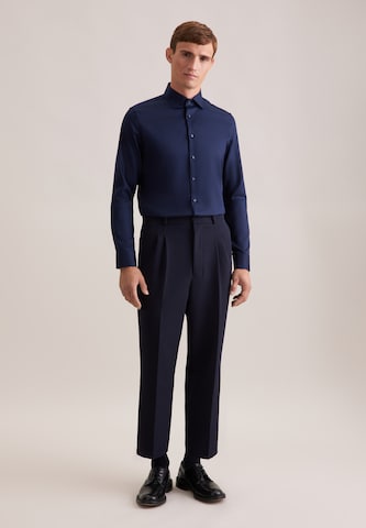 Coupe slim Chemise business 'Schwarze Rose' SEIDENSTICKER en bleu