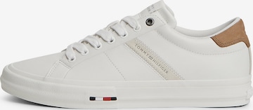 TOMMY HILFIGER Sneaker in Beige: Vorderseite