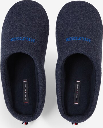 TOMMY HILFIGER Slippers in Blue