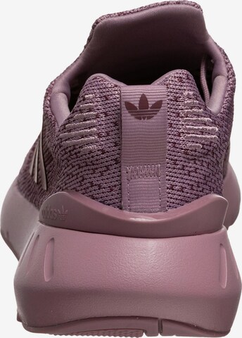Chaussure de course 'Swift Run 22' ADIDAS ORIGINALS en violet