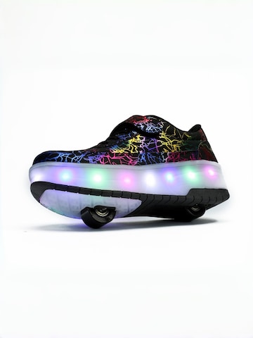 HUSKSWARE Inline and Roller Skates in Black