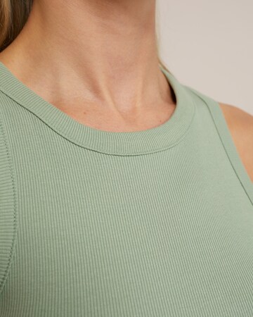 WE Fashion - Top en verde