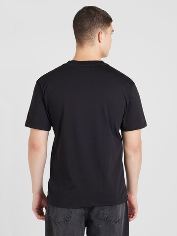 T-Shirt Calvin Klein en noir