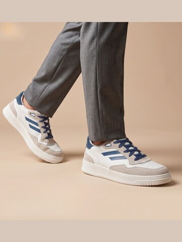 PR1MO Sneaker low 'Bianco Brillante' i blå: forside