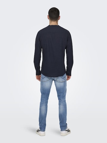 mėlyna Only & Sons Priglundantis modelis Marškiniai 'Caiden'