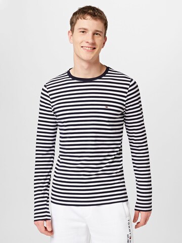 TOMMY HILFIGER - Ajuste regular Camiseta en azul: frente