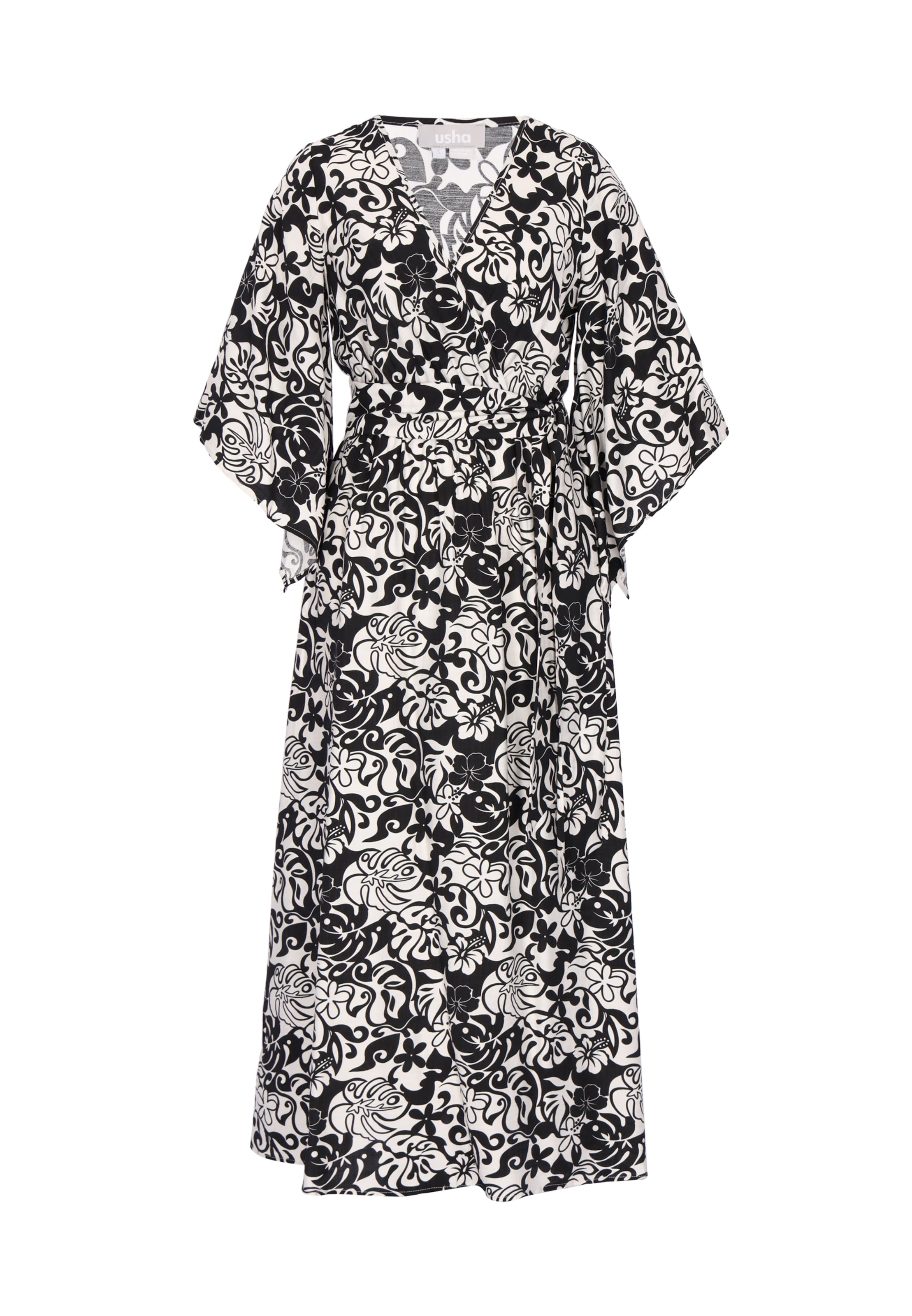 Usha Robe en noir / blanc, Vue avec produit