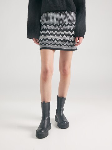 ABOUT YOU Skirt 'Pernilla' in Black: front
