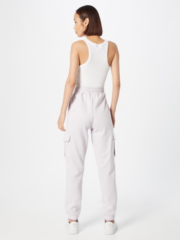 Urban Classics Tapered Hose in Lila