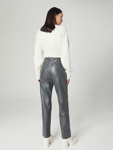 Guido Maria Kretschmer Women Regular Broek 'Nicky' in Zwart