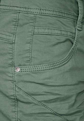 Coupe slim Pantalon 'Scarlett' CECIL en vert