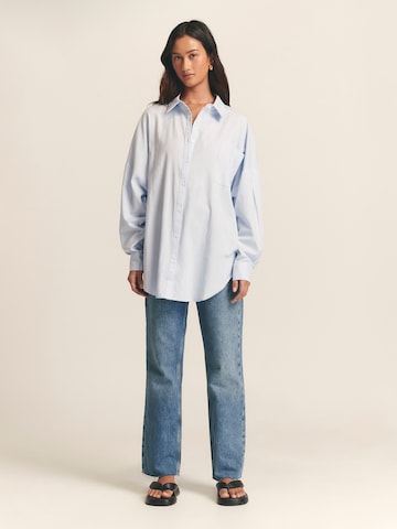 St MRLO - Blusa 'Requisite' en azul: frente