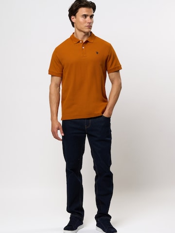 U.S. POLO ASSN. Regular Fit Paita 'Alfred' värissä oranssi