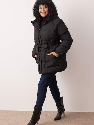 Trendyol Curve Зимняя куртка в Черный