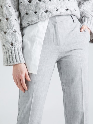 VILA Regular Pleated Pants 'SALA' in Grey