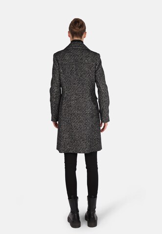 Fuchs Schmitt Kurzmantel in Schwarz