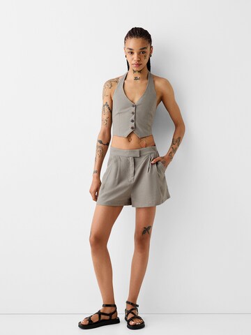 Bershka Regular Veckad byxa i beige