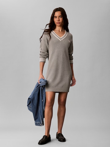Robes en maille Calvin Klein Jeans en gris