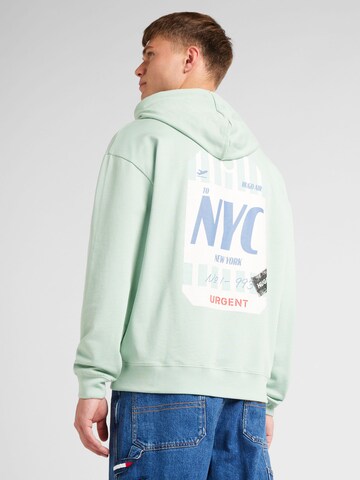 HUGO Sweatshirt 'Dagunoso' in Green: front