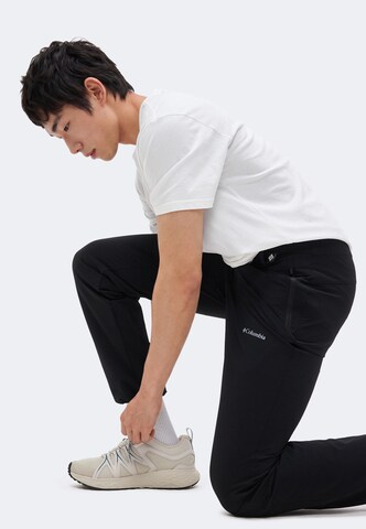 Effilé Pantalon outdoor 'Essential Hike™ 365' COLUMBIA en noir